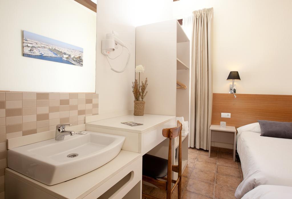 Pension Mariluz Barcelona Zimmer foto
