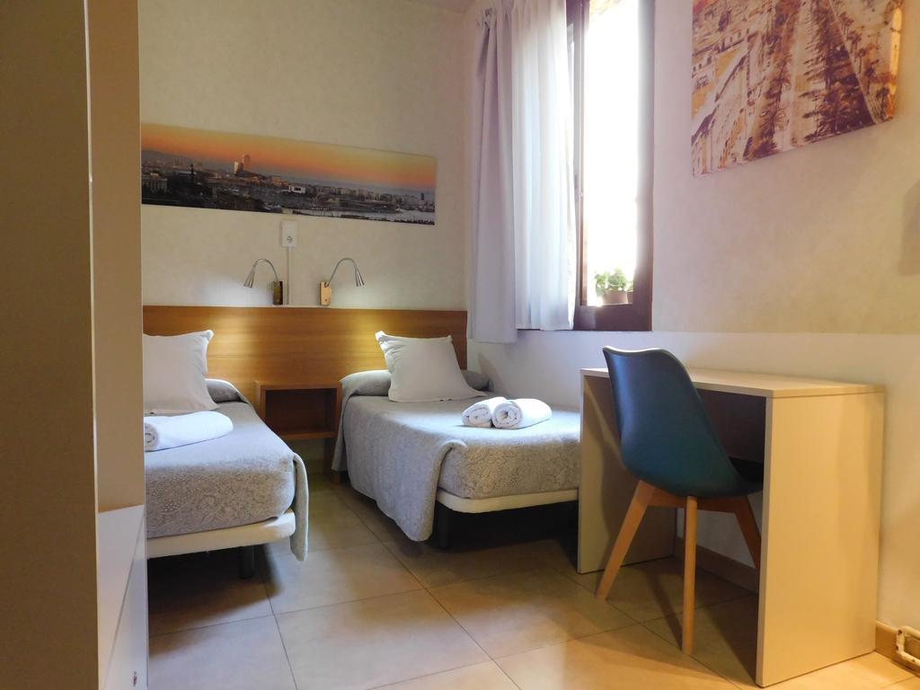 Pension Mariluz Barcelona Exterior foto