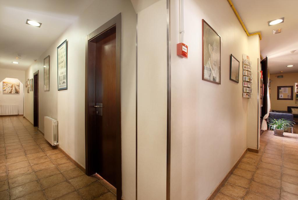 Pension Mariluz Barcelona Exterior foto